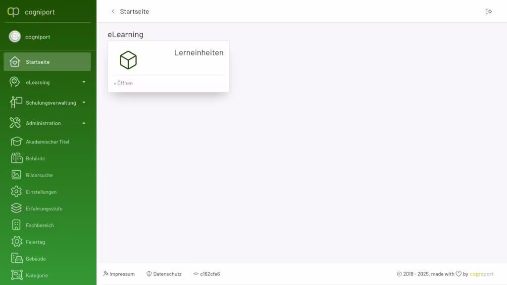 Die Startseite mit aufgeklapptem Administrations Menü